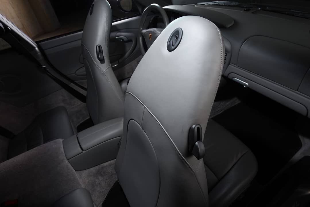 2003 Porsche 911 Carrera 4S — photo 31