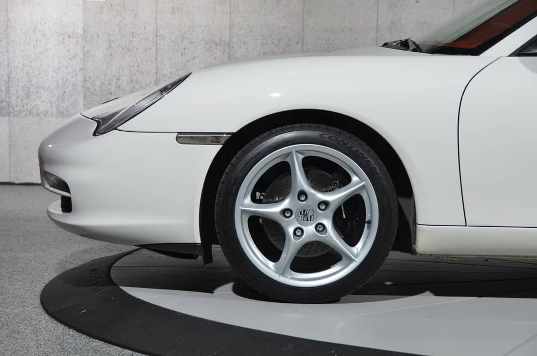 2004 Porsche 911 Carrera sunroof delete — photo 19