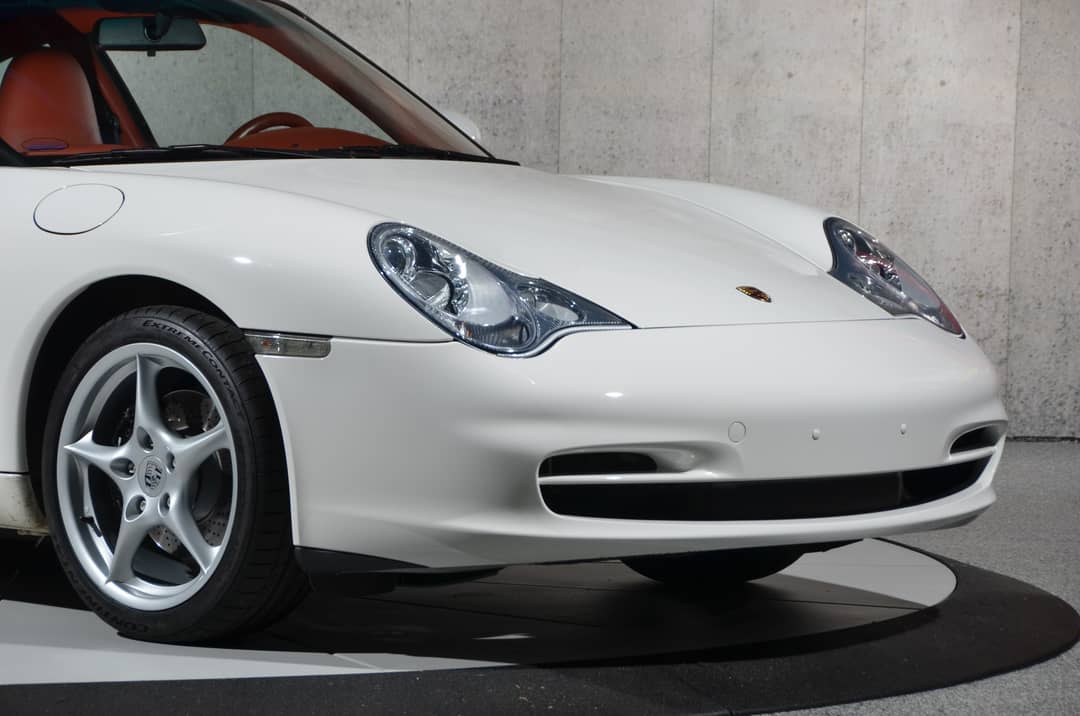 2004 Porsche 911 Carrera sunroof delete — photo 3