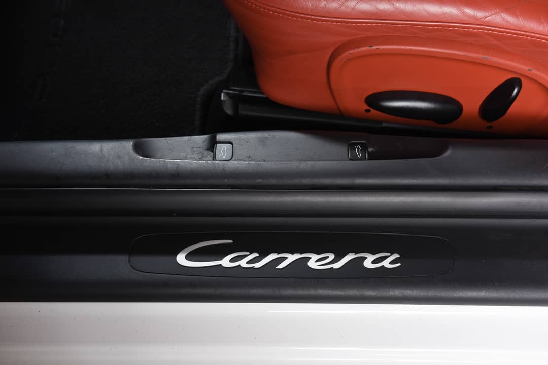 2004 Porsche 911 Carrera sunroof delete — photo 28