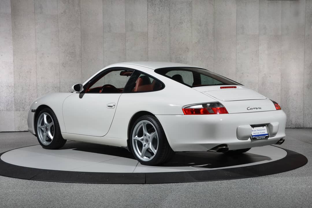 2004 Porsche 911 Carrera sunroof delete — photo 4
