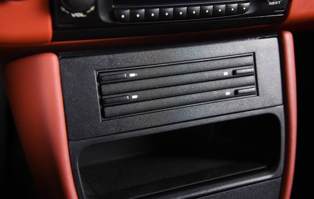 2004 Porsche 911 Carrera sunroof delete — photo 35
