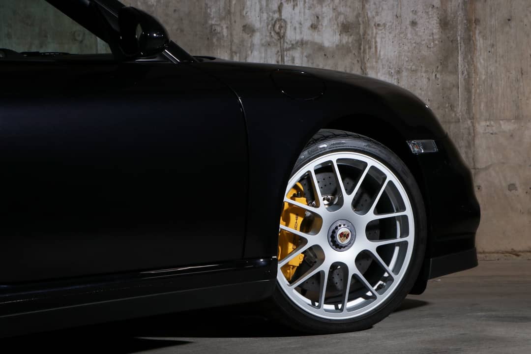 2010 Porsche 911 Turbo factory buckets — photo 12