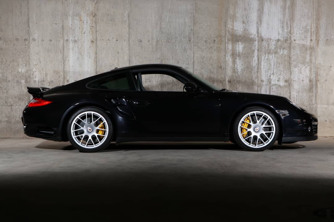 2010 Porsche 911 Turbo factory buckets — photo 13
