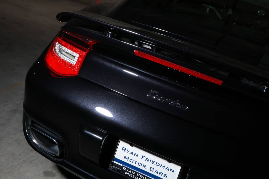 2010 Porsche 911 Turbo factory buckets — photo 15