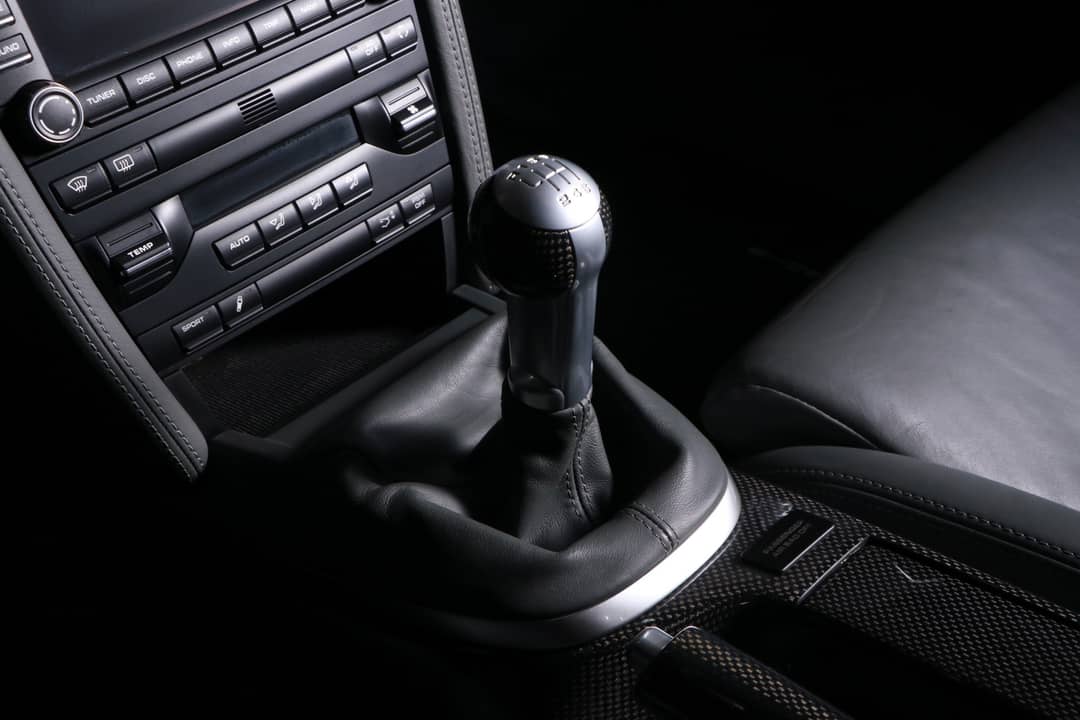 2010 Porsche 911 Turbo factory buckets — photo 28