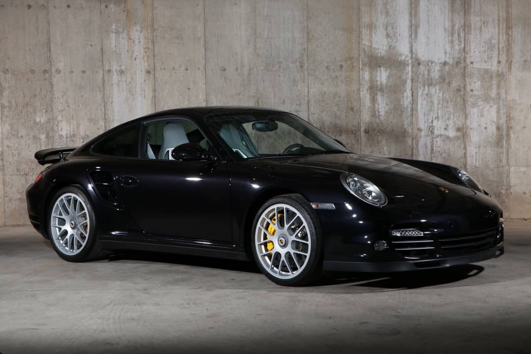 2010 Porsche 911 Turbo factory buckets — photo 4