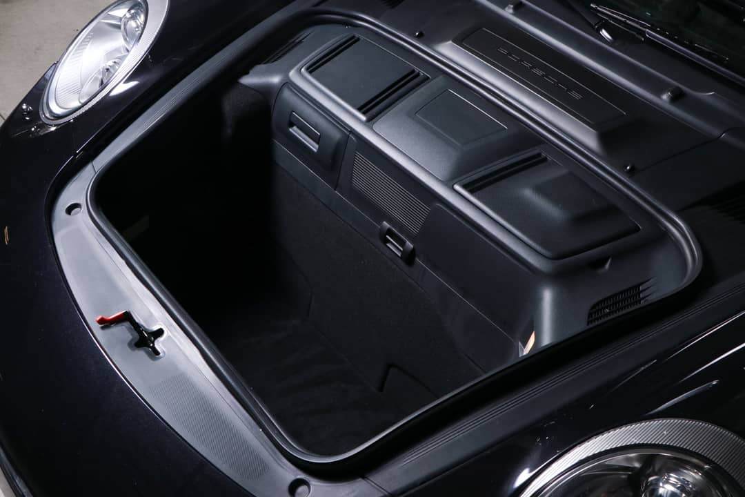 2010 Porsche 911 Turbo factory buckets — photo 41