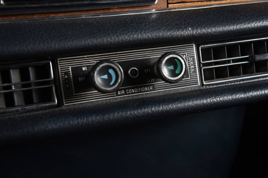 1972 Mercedes-Benz 280SE — photo 30