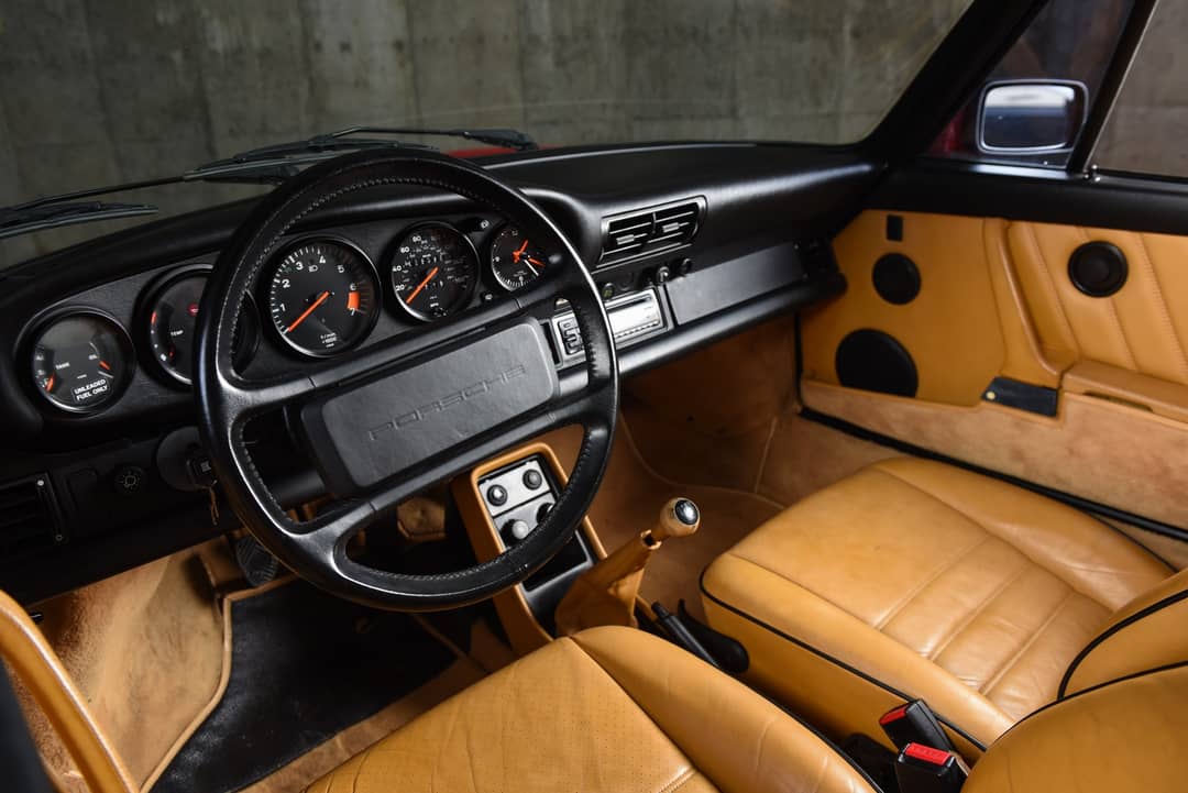 1988 Porsche 911 TARGA Carrera — photo 16