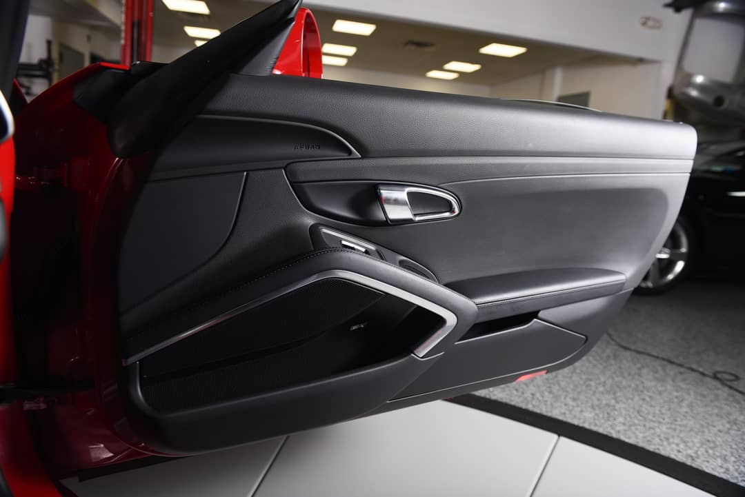 2017 Porsche 911 Carrera 4S — photo 39