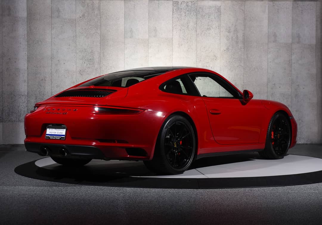 2017 Porsche 911 Carrera 4S — photo 10