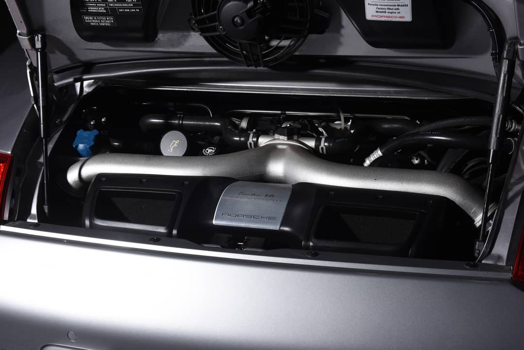 2010 Porsche 911 Turbo — photo 16