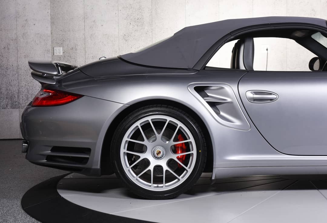 2010 Porsche 911 Turbo — photo 19