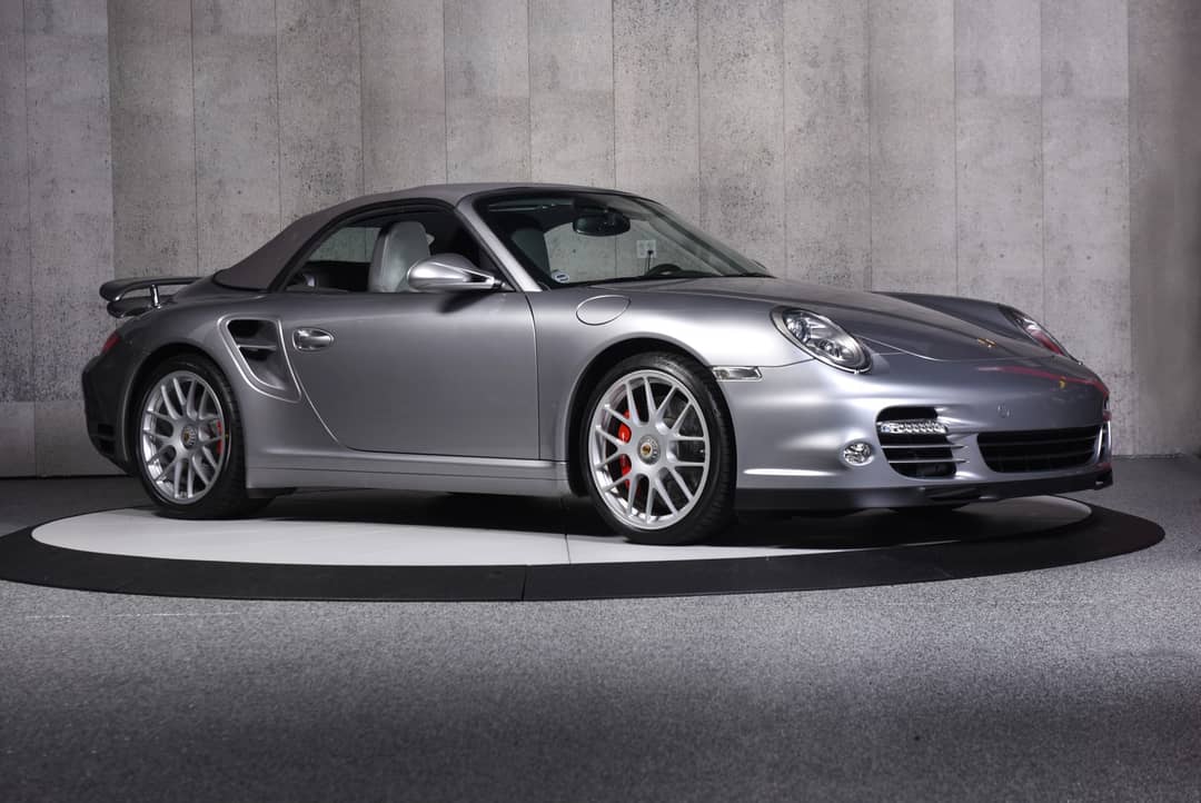 2010 Porsche 911 Turbo — photo 3