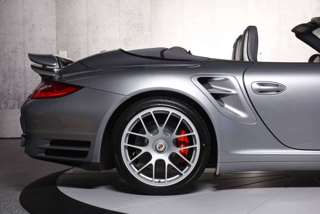 2010 Porsche 911 Turbo — photo 20