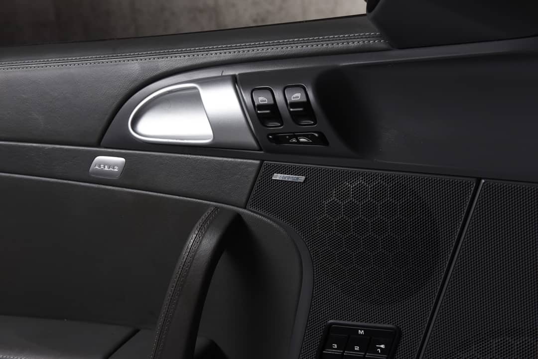 2010 Porsche 911 Turbo — photo 31