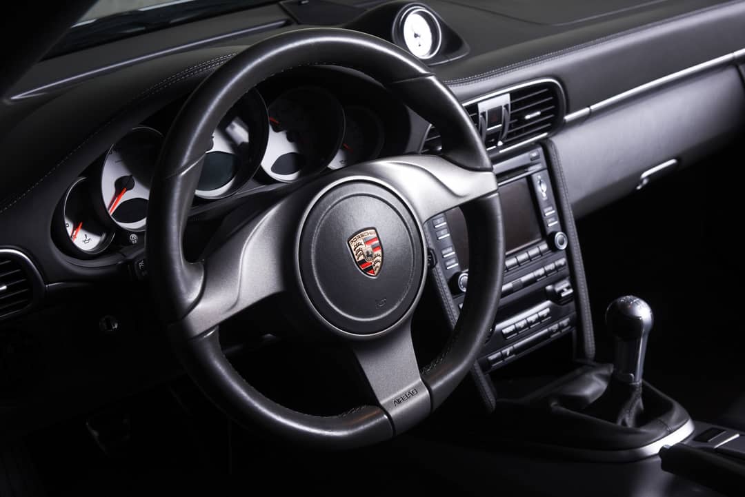 2010 Porsche 911 Turbo — photo 35