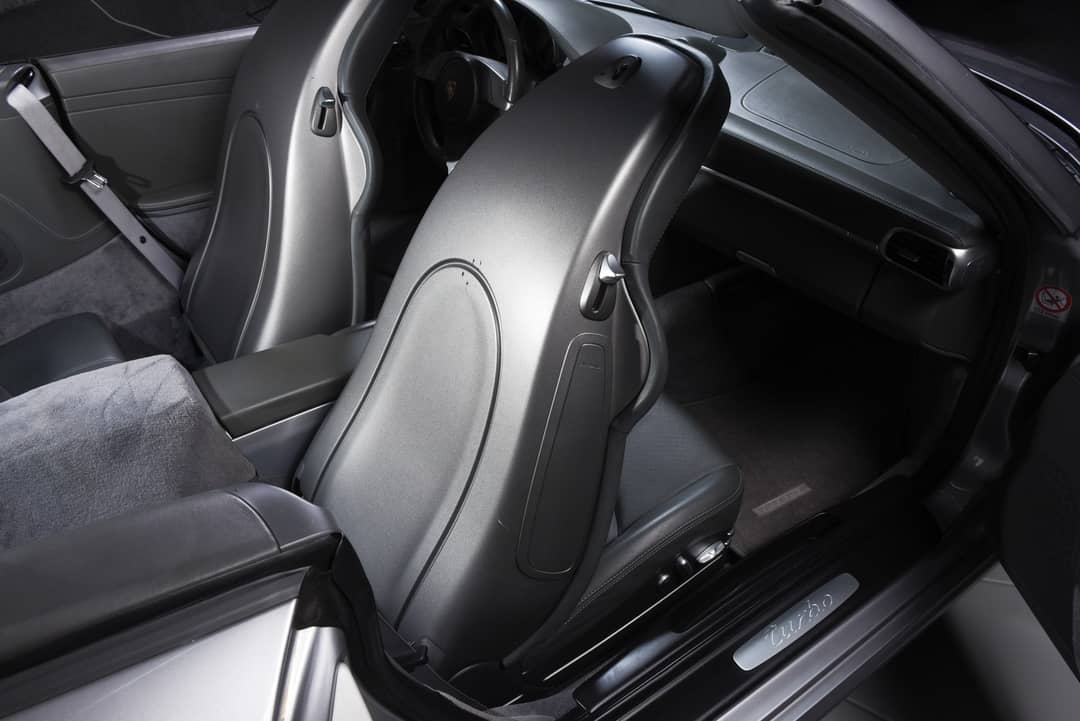2010 Porsche 911 Turbo — photo 45