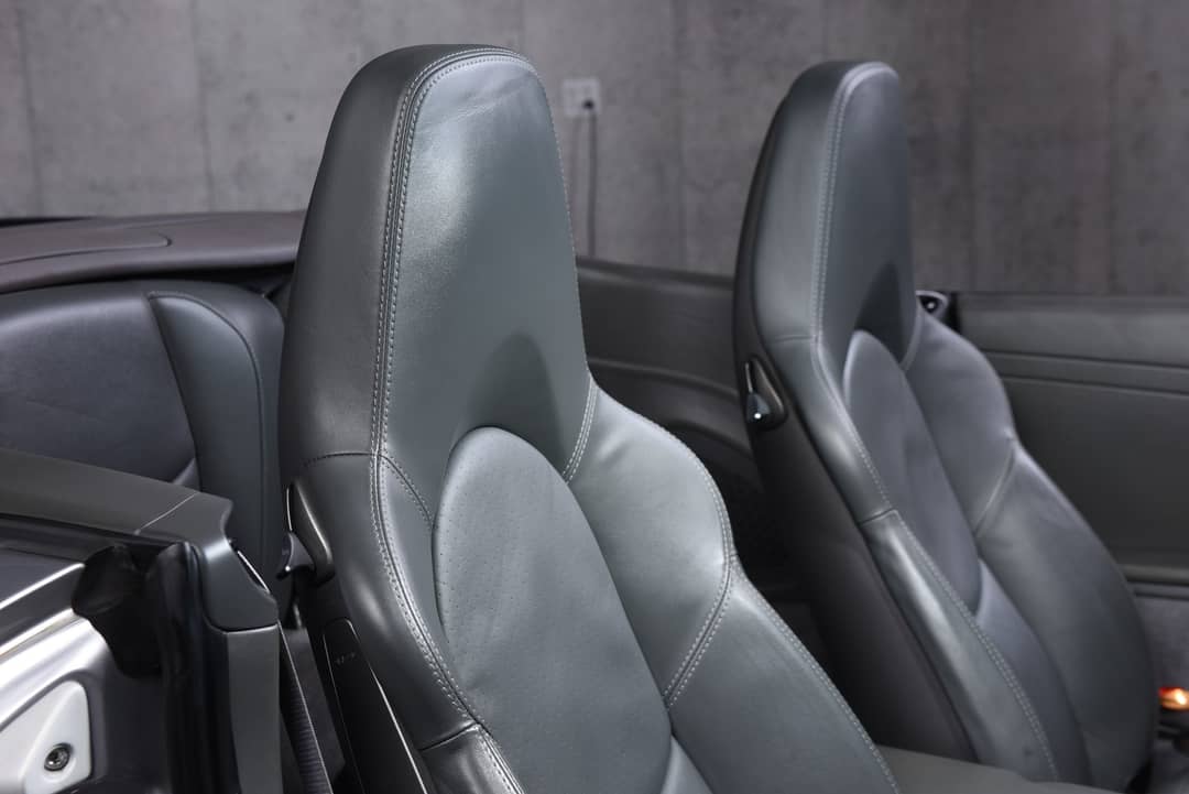 2010 Porsche 911 Turbo — photo 47