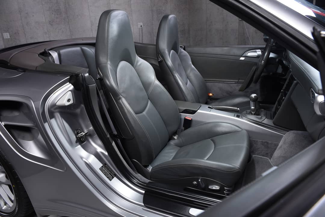 2010 Porsche 911 Turbo — photo 48