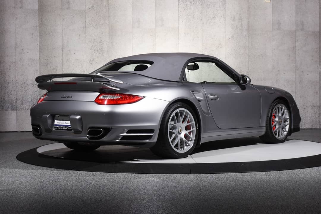 2010 Porsche 911 Turbo — photo 6