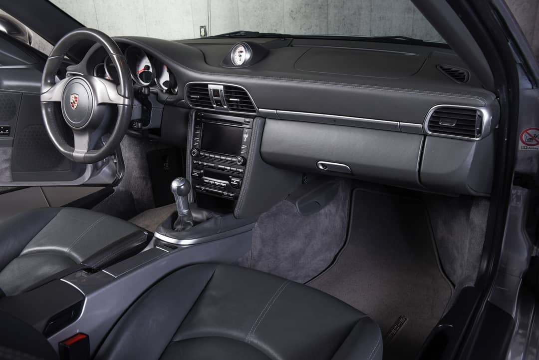 2010 Porsche 911 Turbo — photo 51