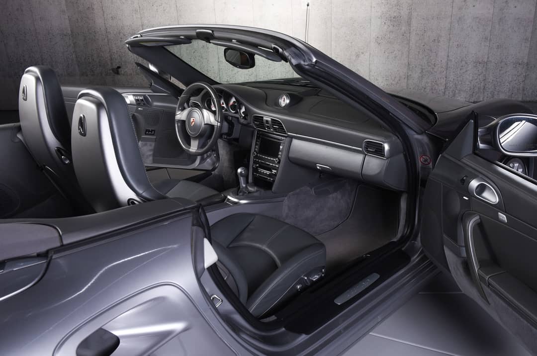 2010 Porsche 911 Turbo — photo 52