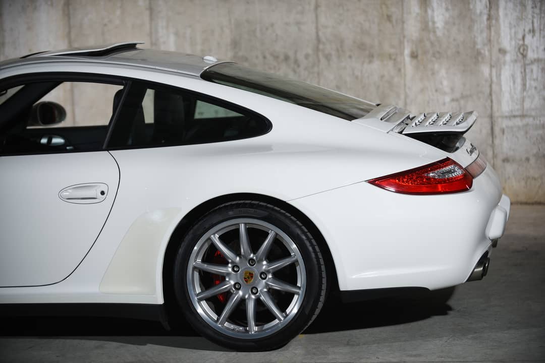 2010 Porsche 911 Carrera 4S — photo 13