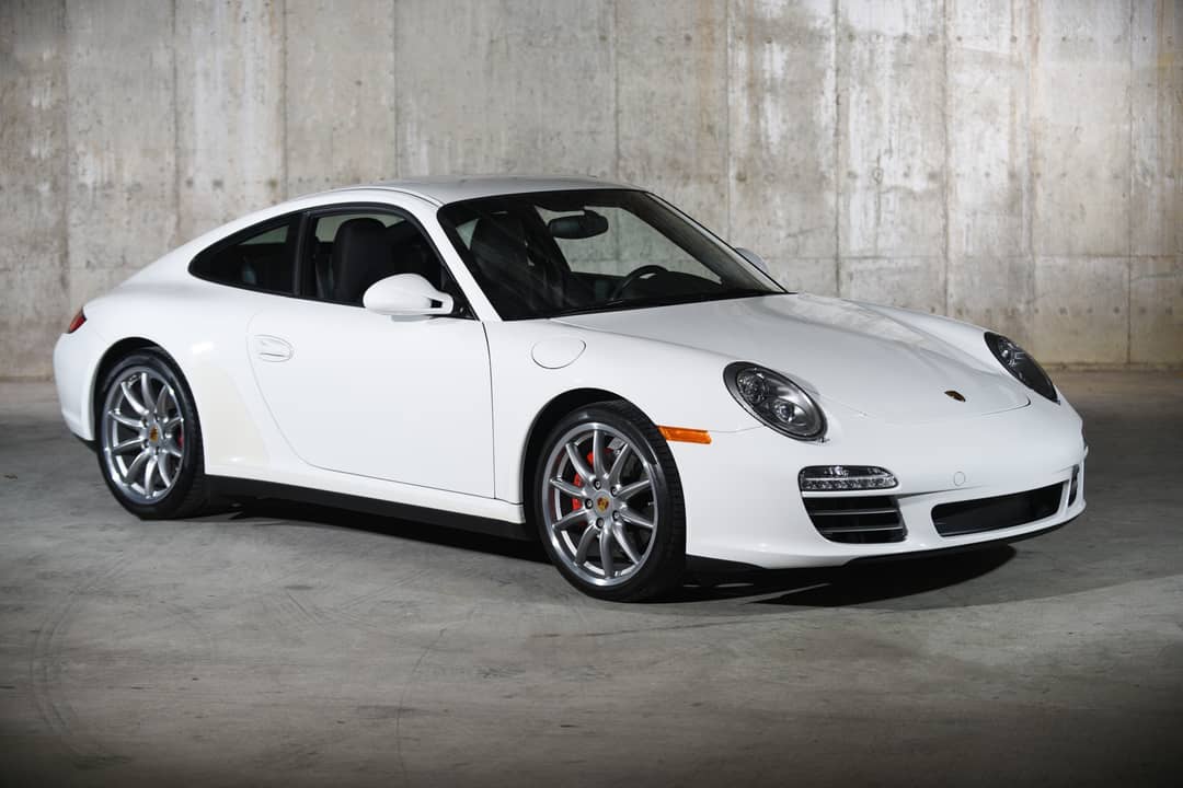 2010 Porsche 911 Carrera 4S — photo 5