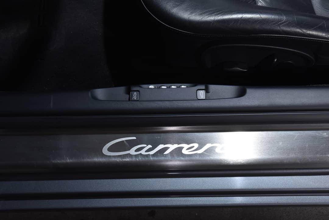 2001 Porsche 911 Carrera — photo 26