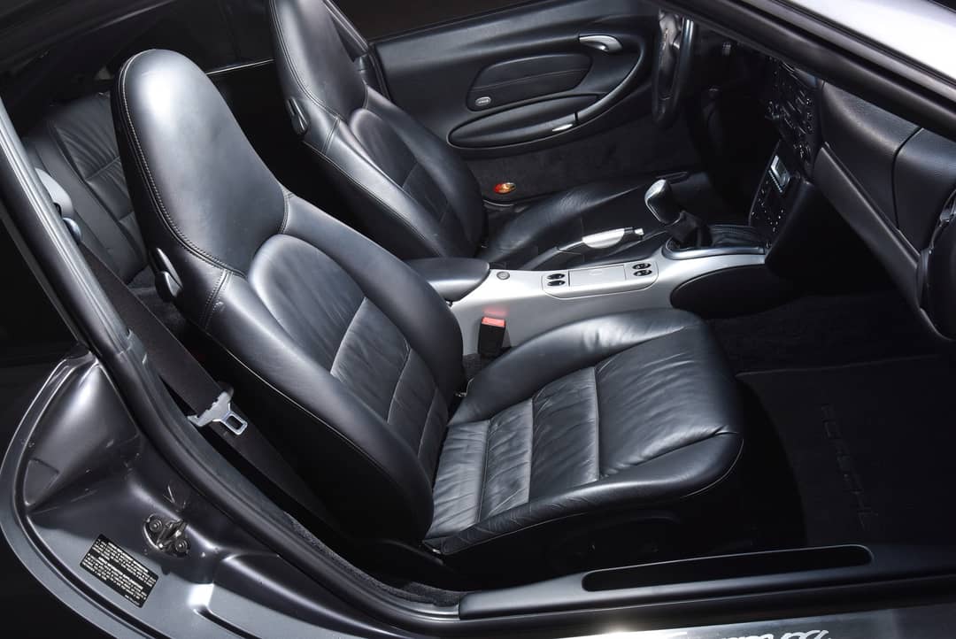2001 Porsche 911 Carrera — photo 32