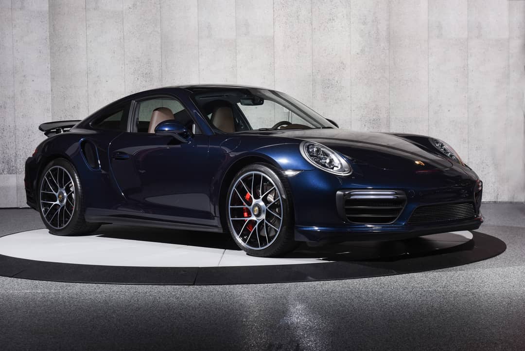 2017 Porsche 911 Turbo — photo 2