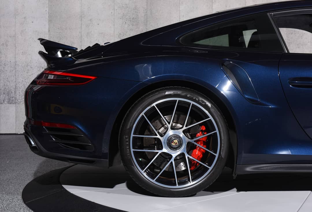 2017 Porsche 911 Turbo — photo 12