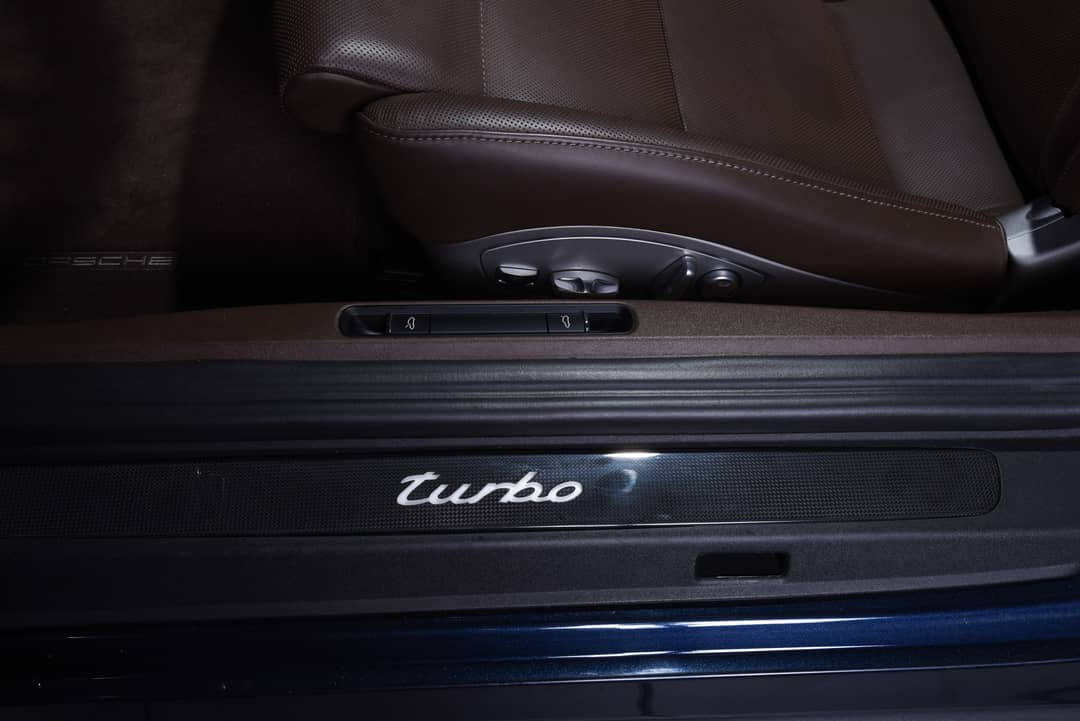 2017 Porsche 911 Turbo — photo 26