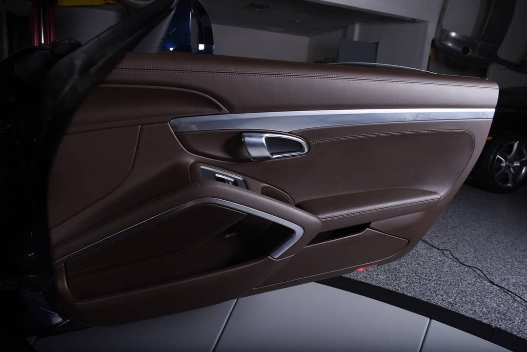 2017 Porsche 911 Turbo — photo 44