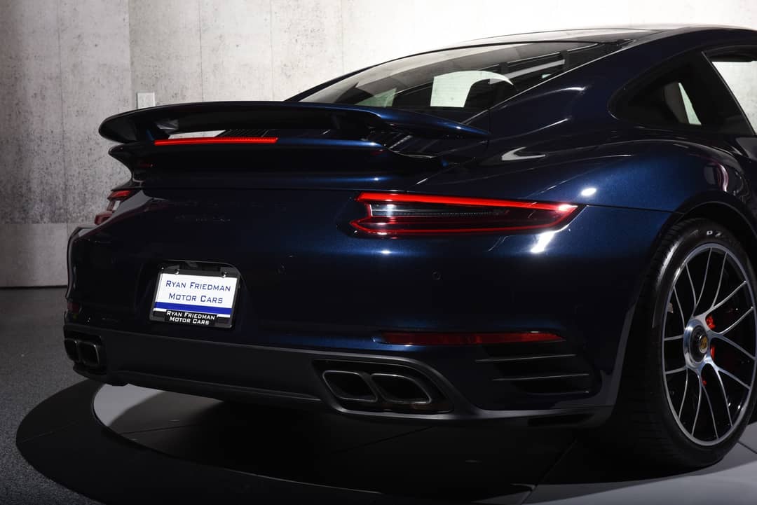 2017 Porsche 911 Turbo — photo 10