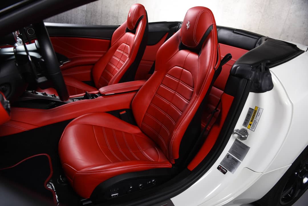 2016 Ferrari California T — photo 32
