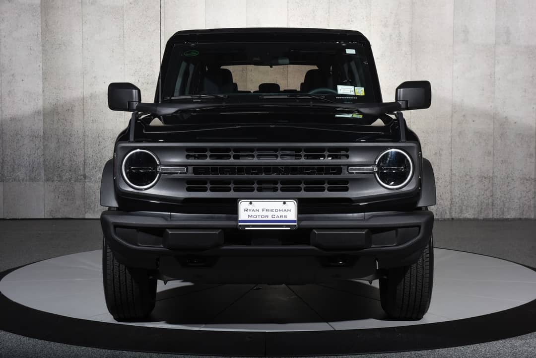 2022 Ford Bronco — photo 11