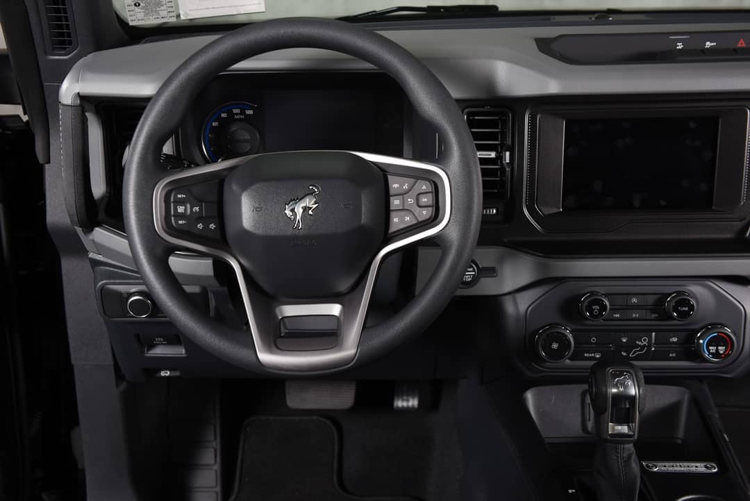 2022 Ford Bronco — photo 24
