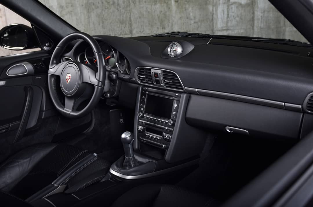 2011 Porsche 911 Carrera — photo 27
