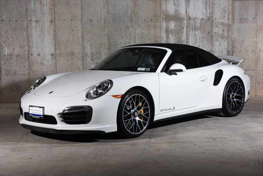 2016 Porsche 911 Turbo S — photo 11