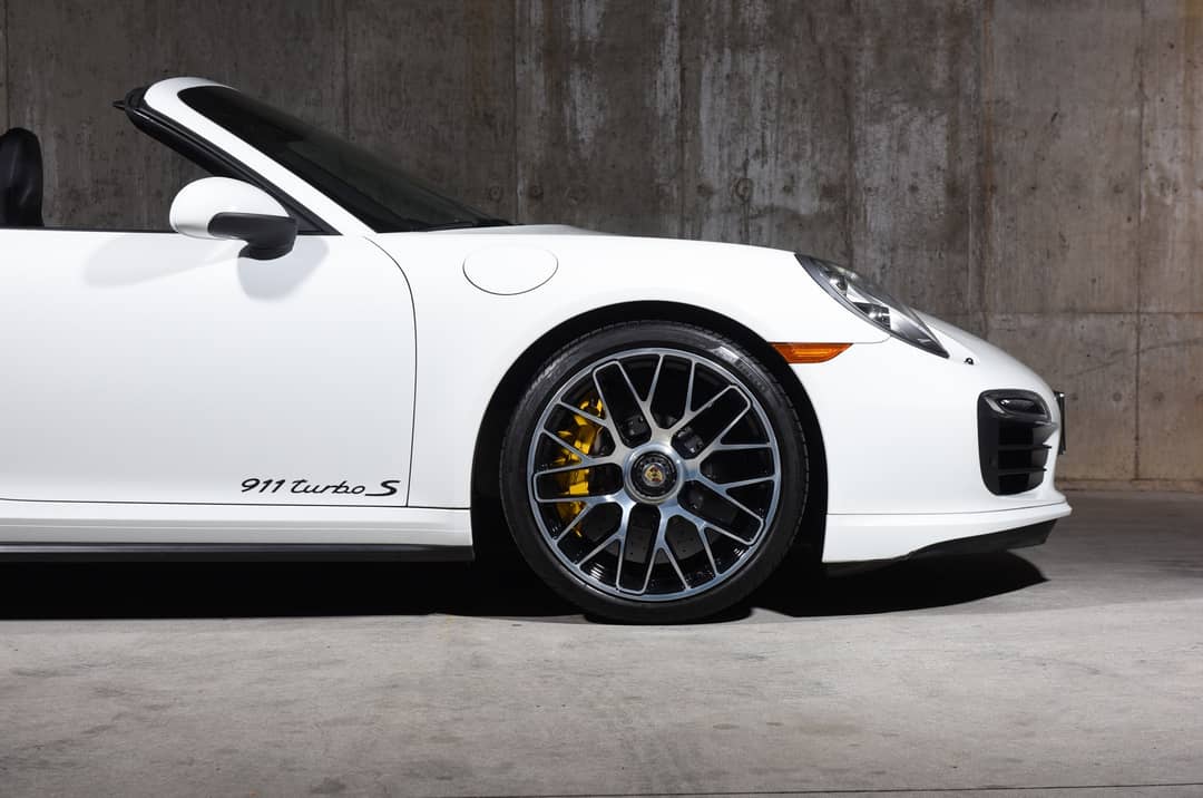 2016 Porsche 911 Turbo S — photo 24