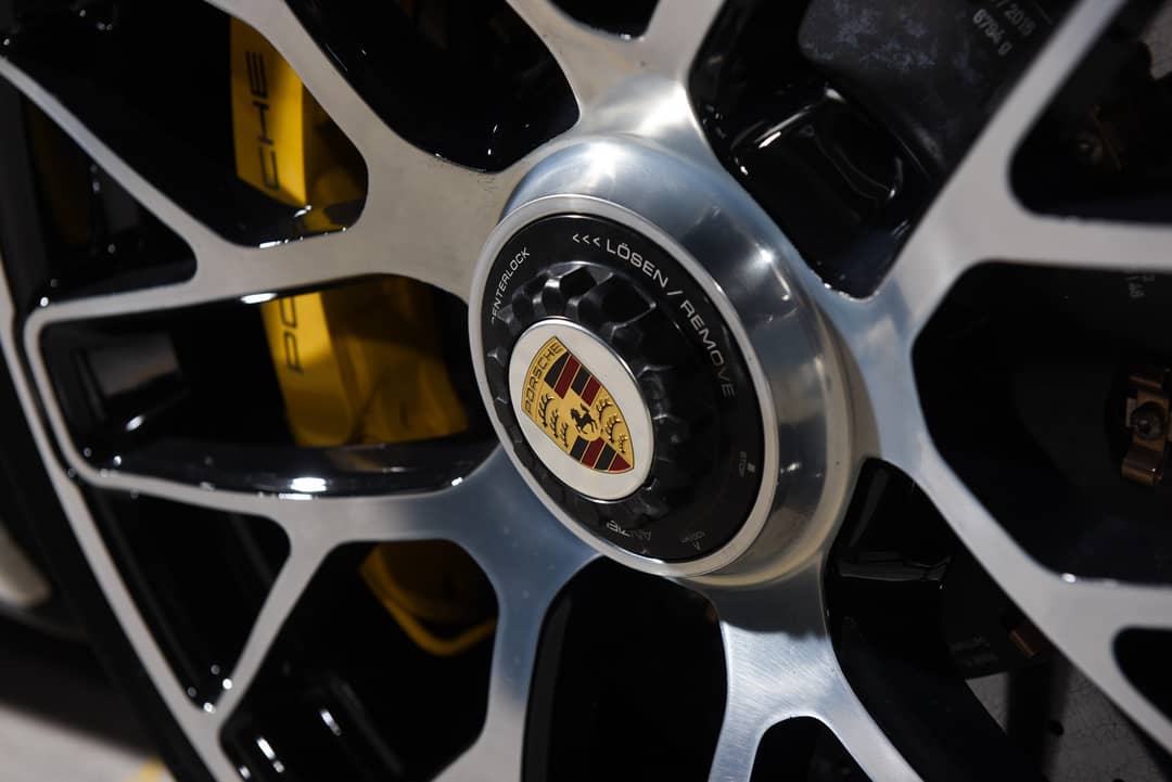 2016 Porsche 911 Turbo S — photo 25
