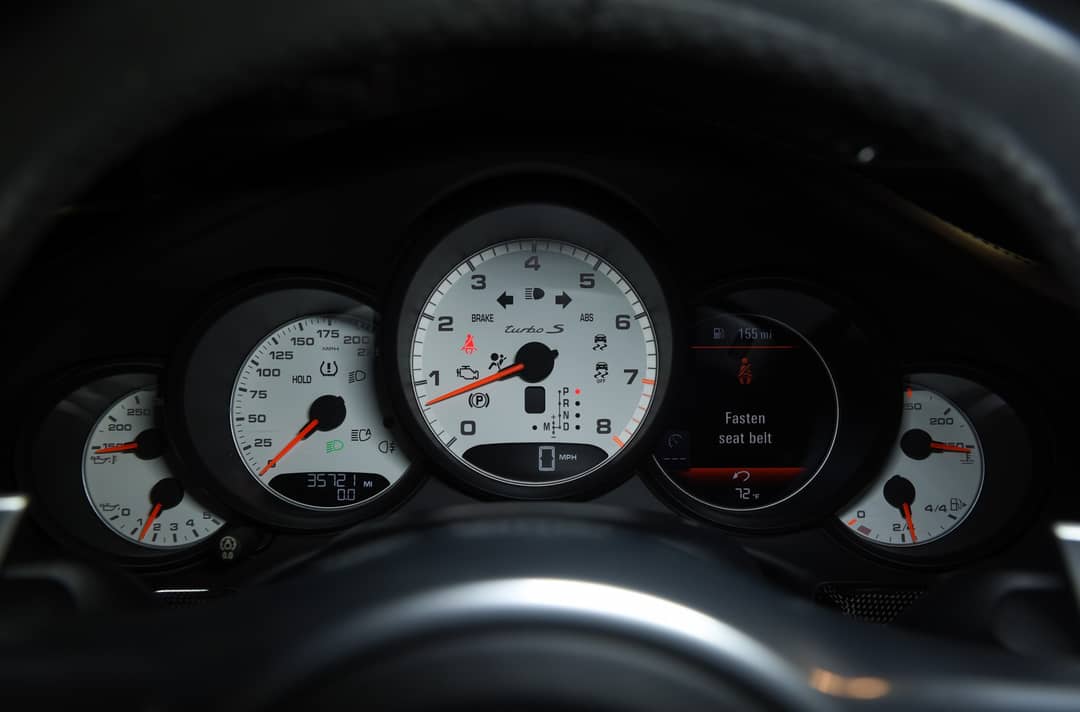 2016 Porsche 911 Turbo S — photo 36