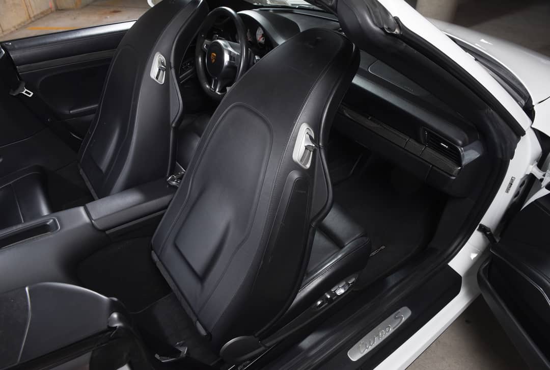 2016 Porsche 911 Turbo S — photo 43