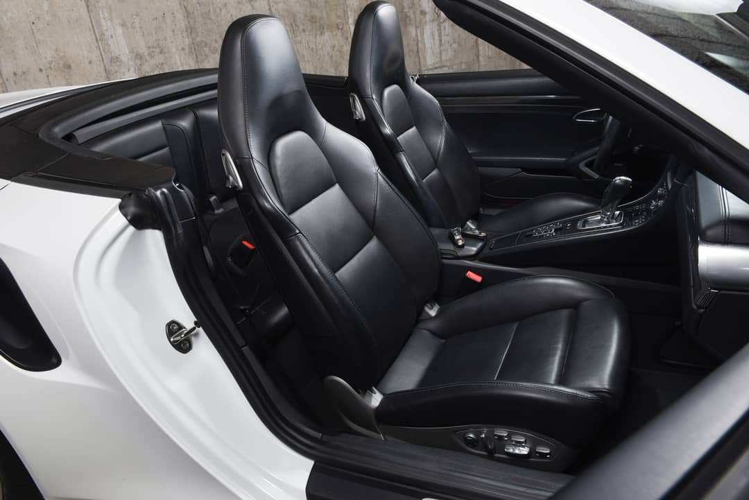 2016 Porsche 911 Turbo S — photo 44
