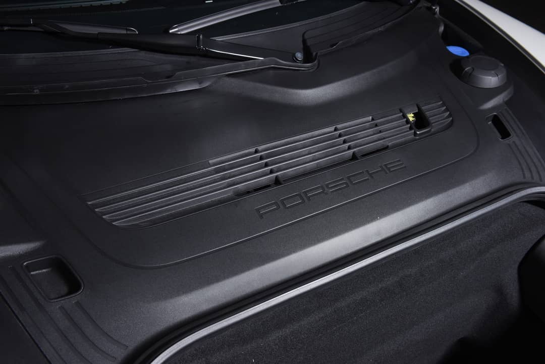 2018 Porsche 911 Targa 4 GTS — photo 18