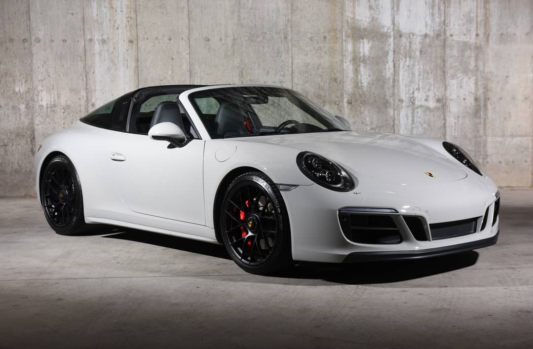 2018 Porsche 911 Targa 4 GTS — photo 3