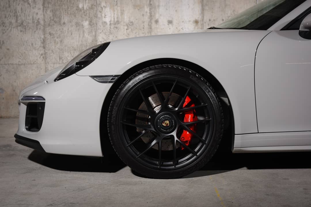 2018 Porsche 911 Targa 4 GTS — photo 26